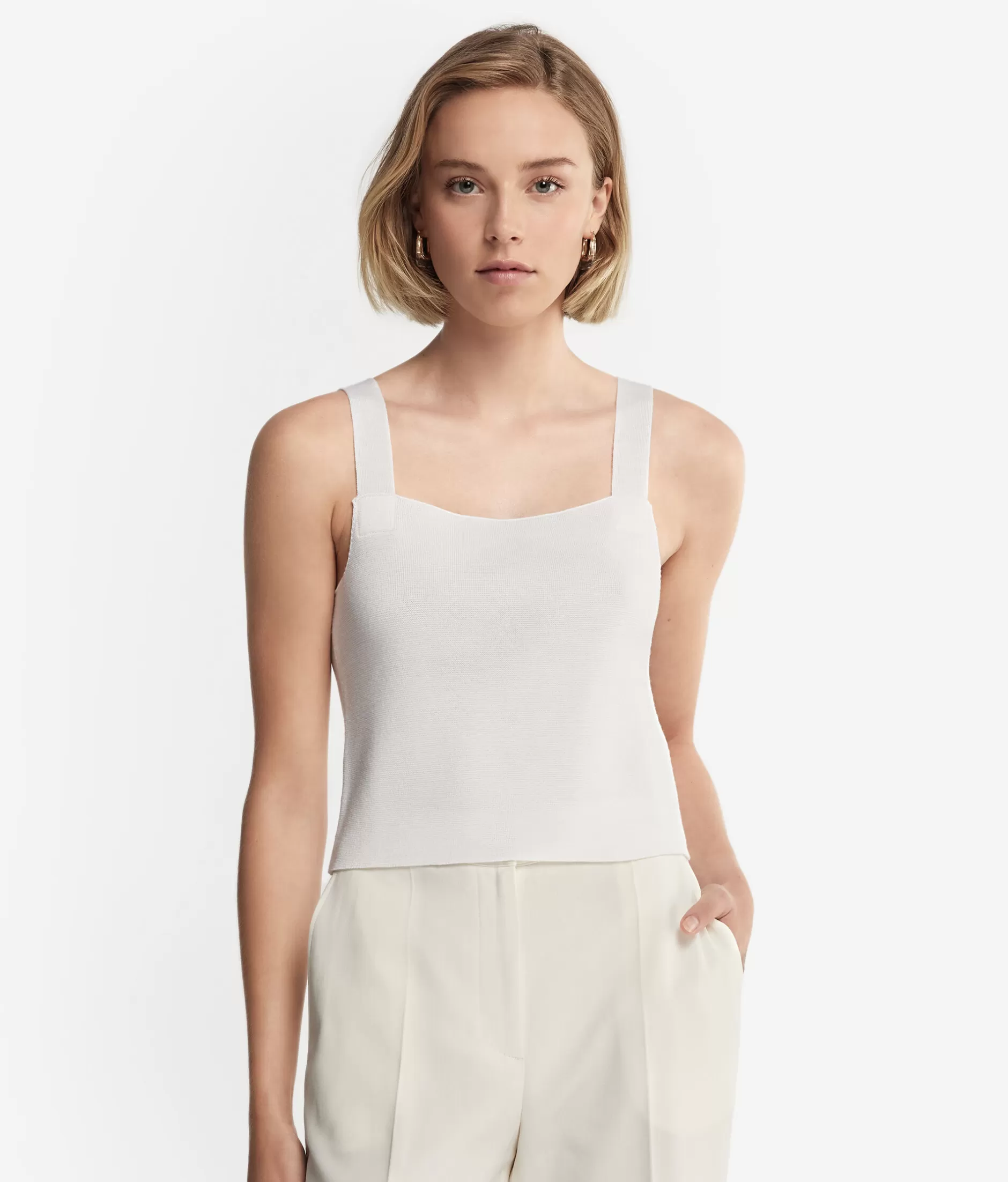 Falconeri Top Corto in Lana con Cuciture Raffinate - Bianco Modello 8005 con Fiocco Elegante - Offerta Speciale a Tempo Limitato